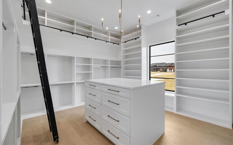 1700 Carter Lane, Gunter, TX 75058, 4 Bedrooms Bedrooms, ,5 BathroomsBathrooms,Residential,For Sale,1700 Carter Lane,0,21110530