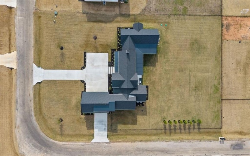 1700 Carter Lane, Gunter, TX 75058, 4 Bedrooms Bedrooms, ,5 BathroomsBathrooms,Residential,For Sale,1700 Carter Lane,0,21110530