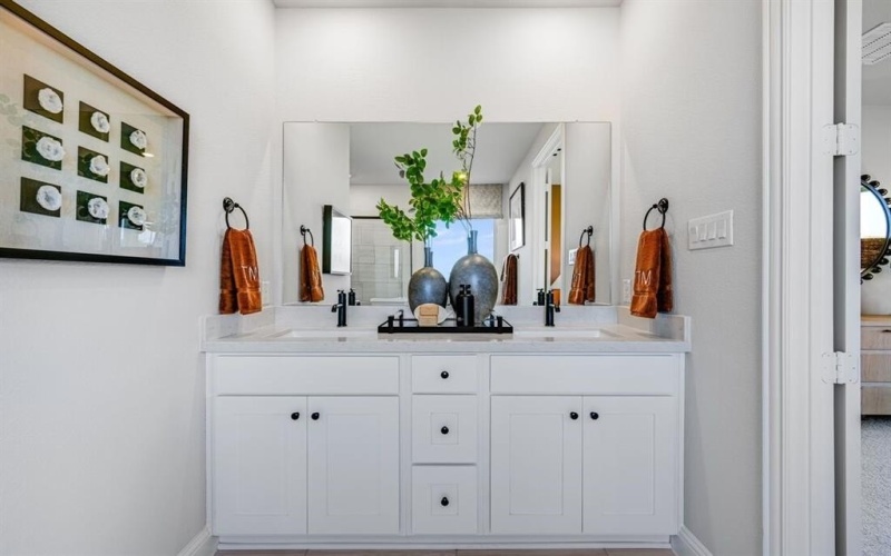 546 Wisteria Street, Oak Point, TX 75068, 5 Bedrooms Bedrooms, ,5 BathroomsBathrooms,Residential,For Sale,546 Wisteria Street,0,21120183