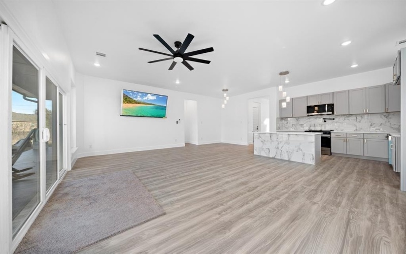 7078 Cedar Valley Drive, Whitney, TX 76692, 4 Bedrooms Bedrooms, ,2 BathroomsBathrooms,Residential,For Sale,7078 Cedar Valley Drive,0,21123588