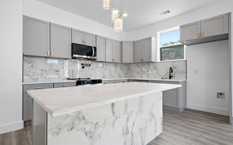 7078 Cedar Valley Drive, Whitney, TX 76692, 4 Bedrooms Bedrooms, ,2 BathroomsBathrooms,Residential,For Sale,7078 Cedar Valley Drive,0,21123588