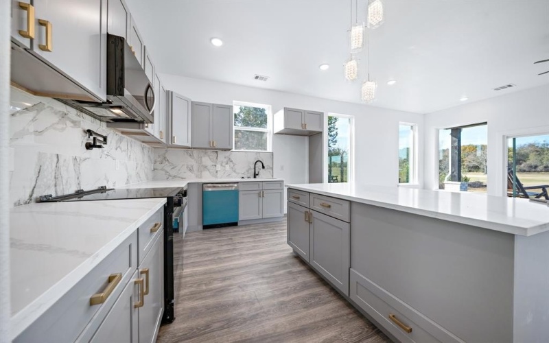 7078 Cedar Valley Drive, Whitney, TX 76692, 4 Bedrooms Bedrooms, ,2 BathroomsBathrooms,Residential,For Sale,7078 Cedar Valley Drive,0,21123588