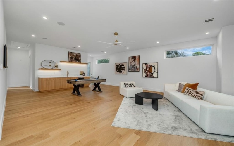 3627 Merrell Road, Dallas, TX 75229, 6 Habitaciones Habitaciones , ,7 BañosBaños,Residential,En Venta,3627 Merrell Road,0,21123760