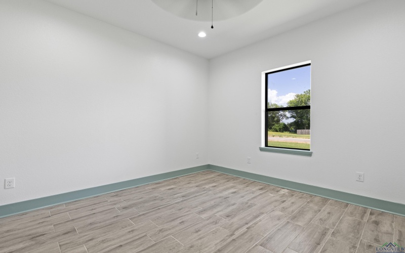 178 BIG OAKS RD, Kilgore, TX 75662, 5 Habitaciones Habitaciones , ,2 BañosBaños,Residential,En Venta,178 BIG OAKS RD,20252479