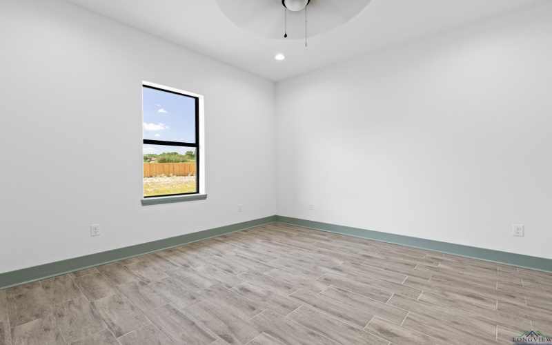 178 BIG OAKS RD, Kilgore, TX 75662, 5 Habitaciones Habitaciones , ,2 BañosBaños,Residential,En Venta,178 BIG OAKS RD,20252479