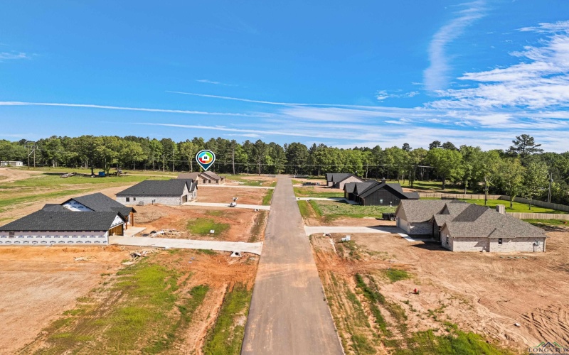 178 BIG OAKS RD, Kilgore, TX 75662, 5 Habitaciones Habitaciones , ,2 BañosBaños,Residential,En Venta,178 BIG OAKS RD,20252479