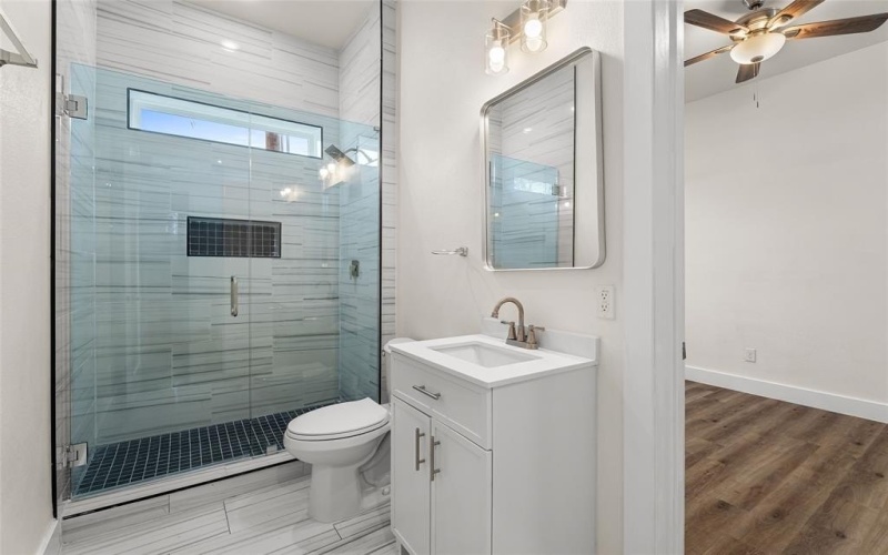 400 S Henderson Avenue, Dallas, TX 75223, 4 Bedrooms Bedrooms, ,5 BathroomsBathrooms,Residential,For Sale,400 S Henderson Avenue,0,21124624