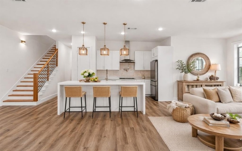 400 S Henderson Avenue, Dallas, TX 75223, 4 Bedrooms Bedrooms, ,5 BathroomsBathrooms,Residential,For Sale,400 S Henderson Avenue,0,21124624