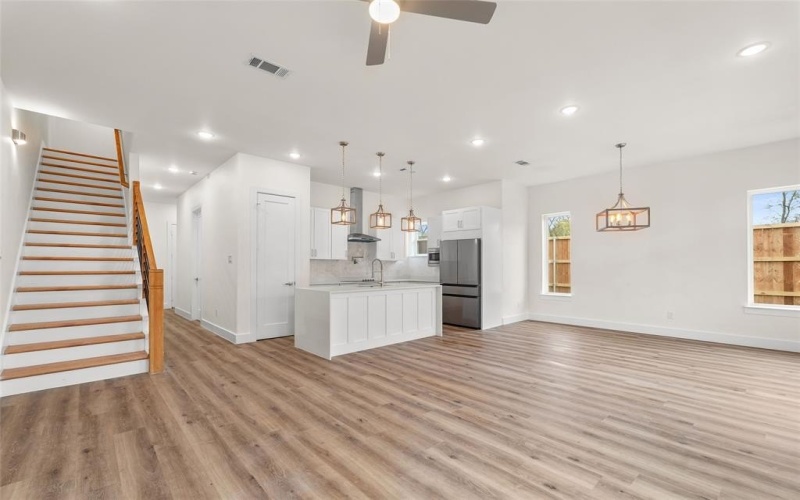 400 S Henderson Avenue, Dallas, TX 75223, 4 Bedrooms Bedrooms, ,5 BathroomsBathrooms,Residential,For Sale,400 S Henderson Avenue,0,21124624