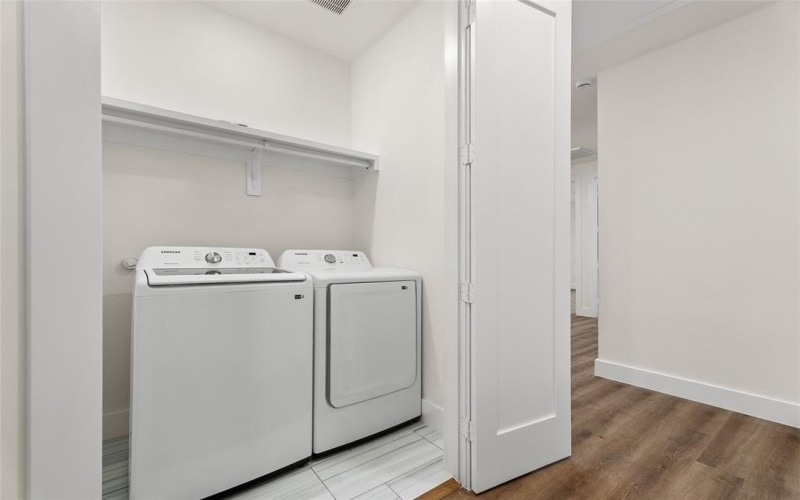 400 S Henderson Avenue, Dallas, TX 75223, 4 Bedrooms Bedrooms, ,5 BathroomsBathrooms,Residential,For Sale,400 S Henderson Avenue,0,21124624