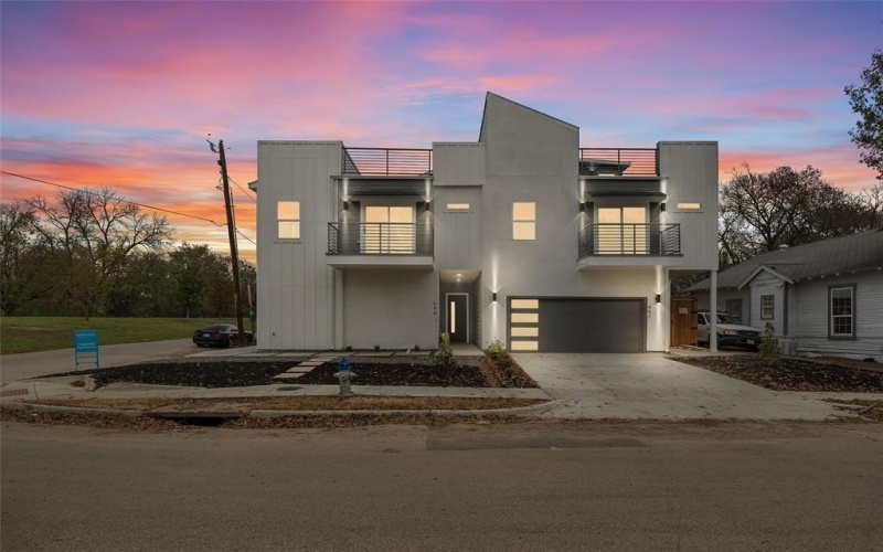 400 S Henderson Avenue, Dallas, TX 75223, 4 Bedrooms Bedrooms, ,5 BathroomsBathrooms,Residential,For Sale,400 S Henderson Avenue,0,21124624