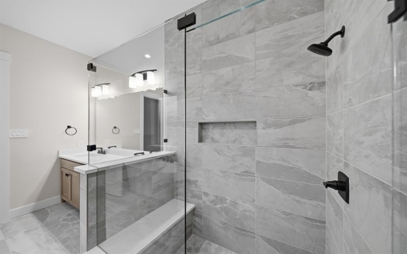 1902 Pebble Lane, Rockwall, TX 75087, 5 Bedrooms Bedrooms, ,5 BathroomsBathrooms,Residential,For Sale,1902 Pebble Lane,0,21125081