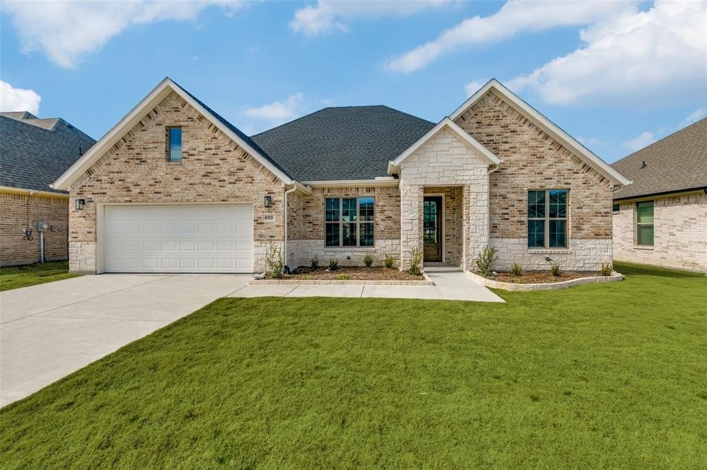 622 Community Lane, Rockwall, TX 75087, 3 Bedrooms Bedrooms, ,3 BathroomsBathrooms,Residential,For Sale,622 Community Lane,0,21125361