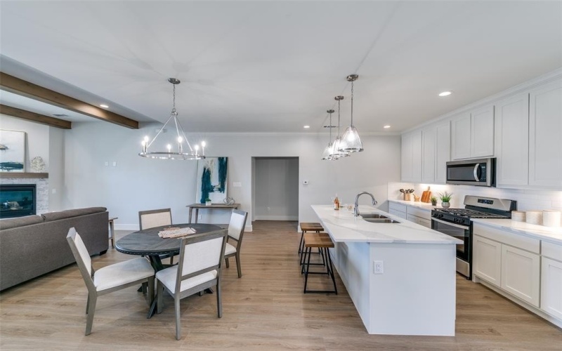 635 Community Lane, Rockwall, TX 75087, 3 Bedrooms Bedrooms, ,3 BathroomsBathrooms,Residential,For Sale,635 Community Lane,0,21125366