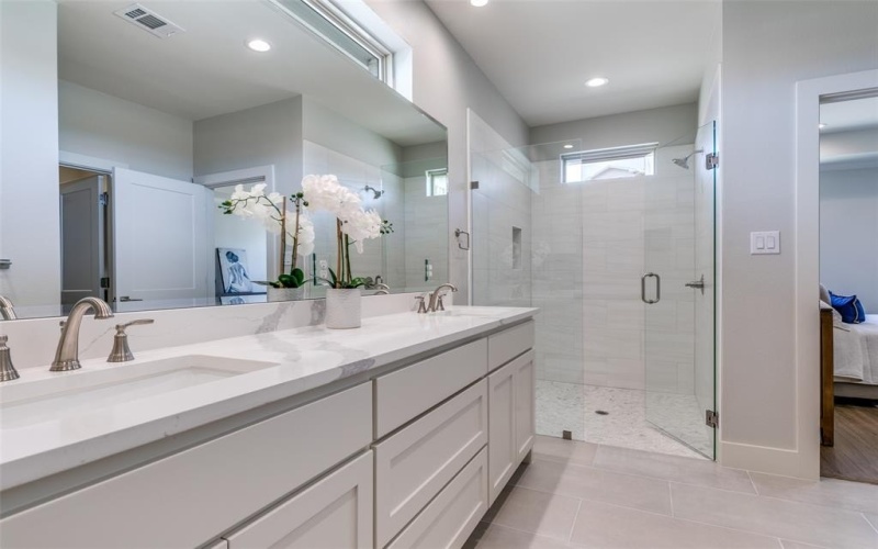 635 Community Lane, Rockwall, TX 75087, 3 Bedrooms Bedrooms, ,3 BathroomsBathrooms,Residential,For Sale,635 Community Lane,0,21125366