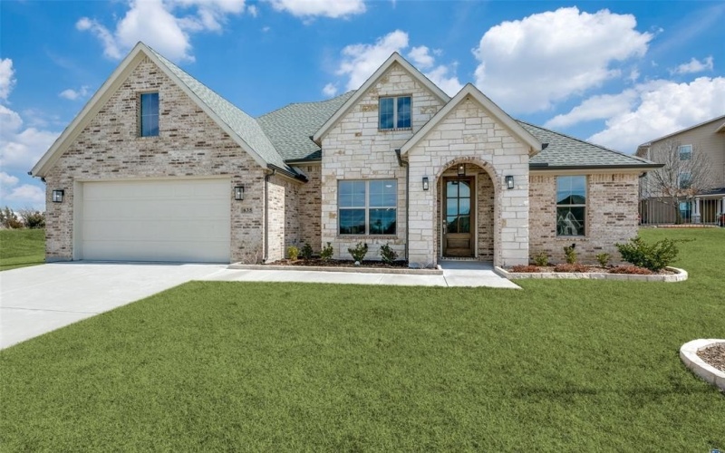 635 Community Lane, Rockwall, TX 75087, 3 Bedrooms Bedrooms, ,3 BathroomsBathrooms,Residential,For Sale,635 Community Lane,0,21125366