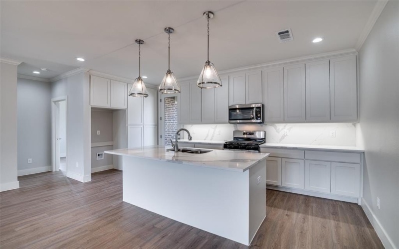 608 Prosperity Trail, Rockwall, TX 75087, 3 Bedrooms Bedrooms, ,3 BathroomsBathrooms,Residential,For Sale,608 Prosperity Trail,0,21125367