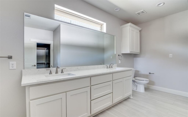 610 Jubilee Street, Rockwall, TX 75087, 3 Bedrooms Bedrooms, ,3 BathroomsBathrooms,Residential,For Sale,610 Jubilee Street,0,21125368