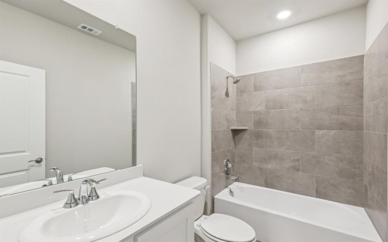 4011 Joe Pool Drive, Farmersville, TX 75442, 5 Bedrooms Bedrooms, ,3 BathroomsBathrooms,Residential,For Sale,4011 Joe Pool Drive,0,21126350