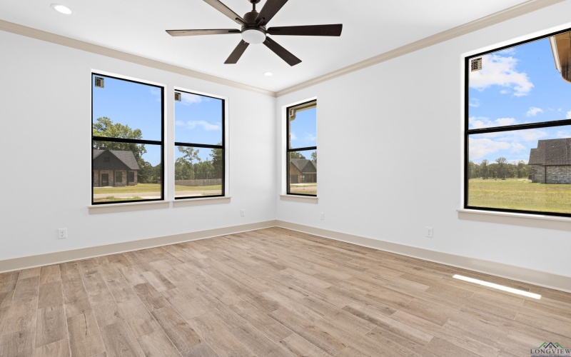 142 BIG OAKS RD, Kilgore, TX 75662, 4 Habitaciones Habitaciones , ,2 BañosBaños,Residential,En Venta,142 BIG OAKS RD,20252481