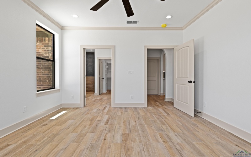 142 BIG OAKS RD, Kilgore, TX 75662, 4 Habitaciones Habitaciones , ,2 BañosBaños,Residential,En Venta,142 BIG OAKS RD,20252481