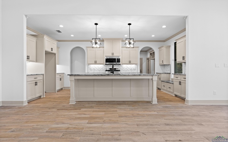 142 BIG OAKS RD, Kilgore, TX 75662, 4 Habitaciones Habitaciones , ,2 BañosBaños,Residential,En Venta,142 BIG OAKS RD,20252481