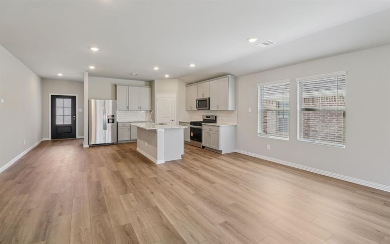 4006 Joe Pool Drive, Farmersville, TX 75442, 3 Bedrooms Bedrooms, ,2 BathroomsBathrooms,Residential,For Sale,4006 Joe Pool Drive,0,21126374