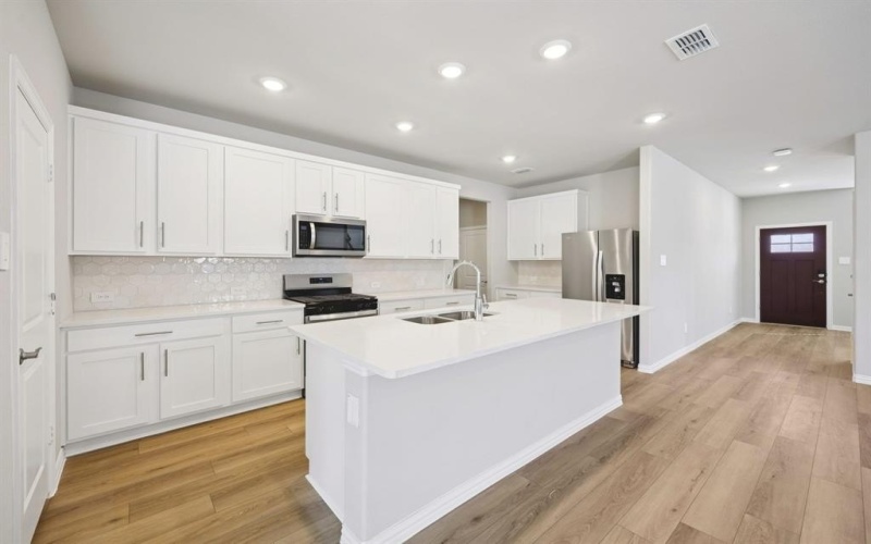 4004 Joe Pool Drive, Farmersville, TX 75442, 4 Habitaciones Habitaciones , ,3 BañosBaños,Residential,En Venta,4004 Joe Pool Drive,0,21126381