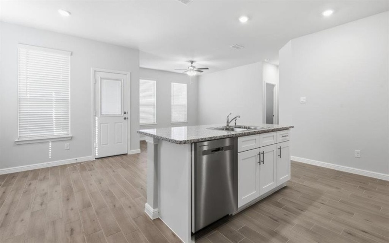 9644 BRICKRIDGE Lane, Fort Worth, TX 76036, 4 Habitaciones Habitaciones , ,2 BañosBaños,Residential,En Venta,9644 BRICKRIDGE Lane,0,21126452