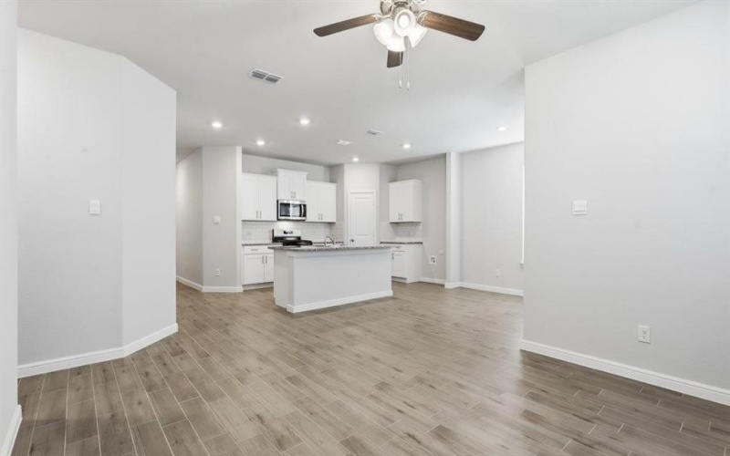 9644 BRICKRIDGE Lane, Fort Worth, TX 76036, 4 Habitaciones Habitaciones , ,2 BañosBaños,Residential,En Venta,9644 BRICKRIDGE Lane,0,21126452