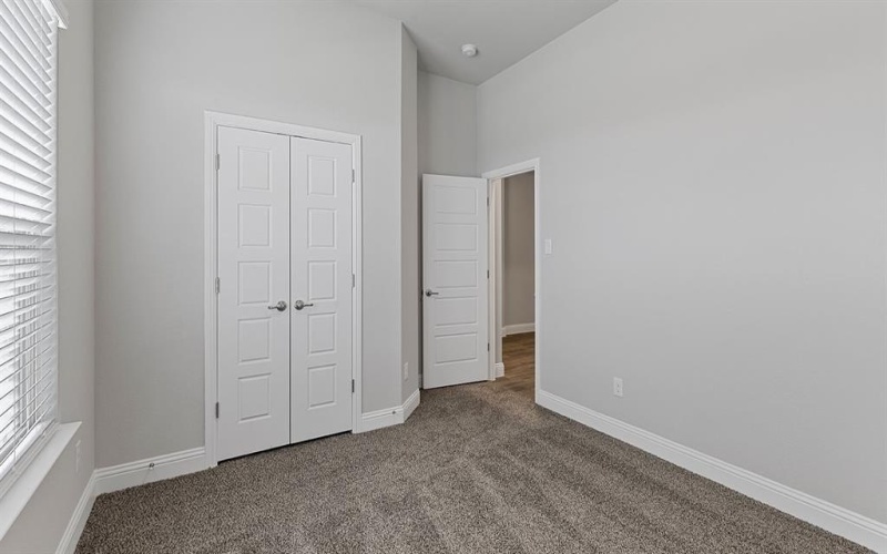 8608 BUR OAK Drive, Justin, TX 76247, 4 Habitaciones Habitaciones , ,2 BañosBaños,Residential,En Venta,8608 BUR OAK Drive,0,21126832