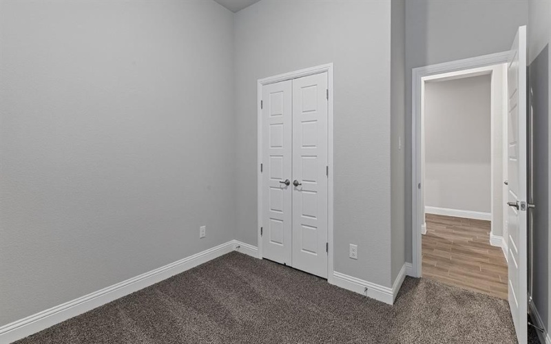 8608 BUR OAK Drive, Justin, TX 76247, 4 Habitaciones Habitaciones , ,2 BañosBaños,Residential,En Venta,8608 BUR OAK Drive,0,21126832