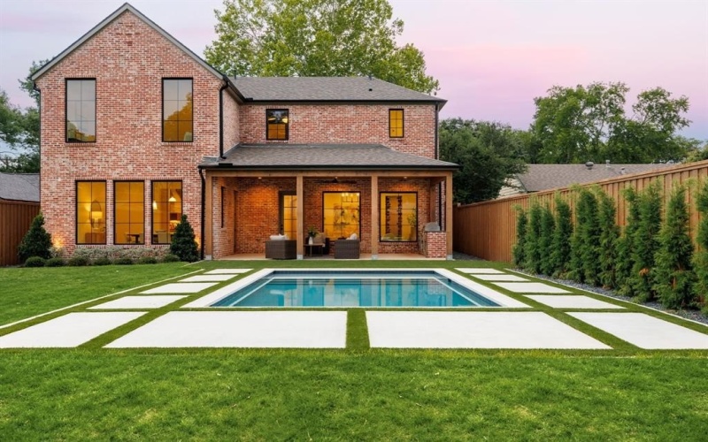 6549 Trammel Drive, Dallas, TX 75214, 4 Bedrooms Bedrooms, ,5 BathroomsBathrooms,Residential,For Sale,6549 Trammel Drive,0,21127430