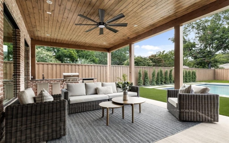 6549 Trammel Drive, Dallas, TX 75214, 4 Bedrooms Bedrooms, ,5 BathroomsBathrooms,Residential,For Sale,6549 Trammel Drive,0,21127430