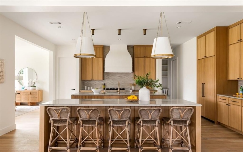 6549 Trammel Drive, Dallas, TX 75214, 4 Bedrooms Bedrooms, ,5 BathroomsBathrooms,Residential,For Sale,6549 Trammel Drive,0,21127430