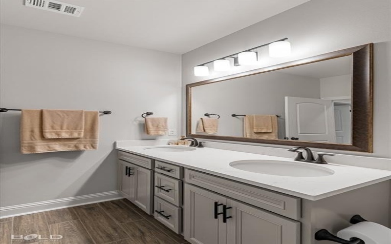 407 Blanchard Loop, Bossier City, LA 71111, 5 Bedrooms Bedrooms, ,3 BathroomsBathrooms,Residential,For Sale,407 Blanchard Loop,0,21127756