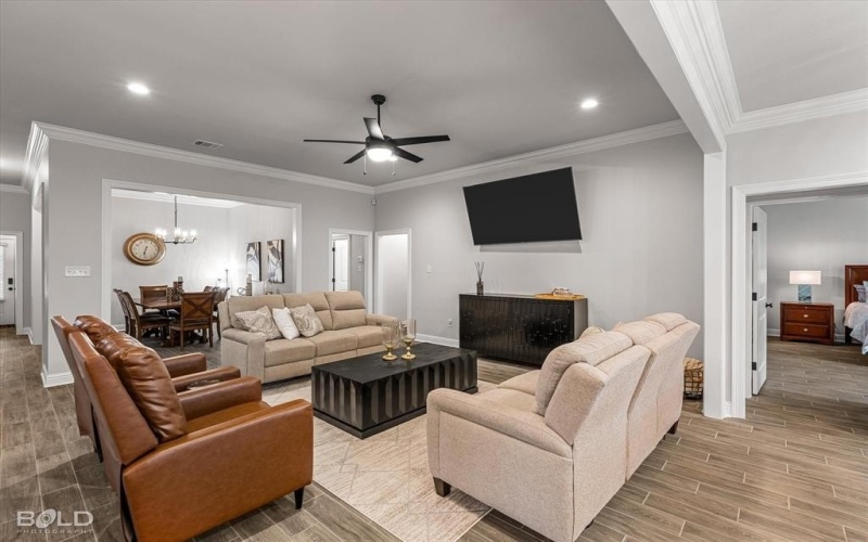 407 Blanchard Loop, Bossier City, LA 71111, 5 Bedrooms Bedrooms, ,3 BathroomsBathrooms,Residential,For Sale,407 Blanchard Loop,0,21127756