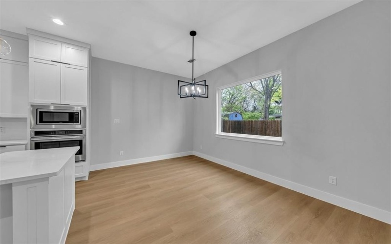 302 W west coral Way, Grand Prairie, TX 75051, 4 Habitaciones Habitaciones , ,3 BañosBaños,Residential,En Venta,302 W west coral Way,0,21127811