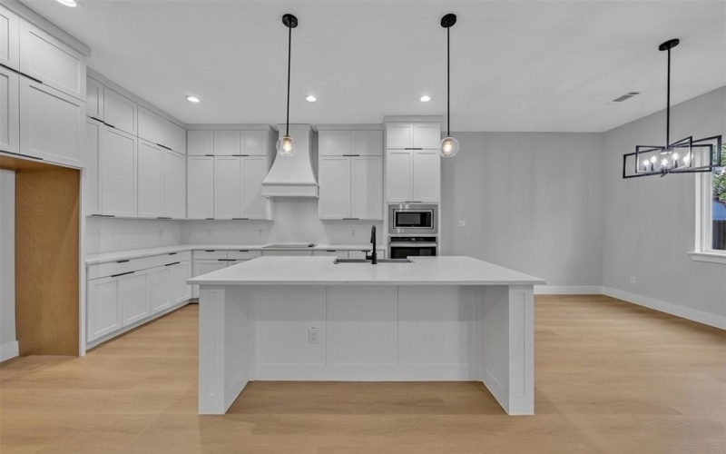 302 W west coral Way, Grand Prairie, TX 75051, 4 Habitaciones Habitaciones , ,3 BañosBaños,Residential,En Venta,302 W west coral Way,0,21127811