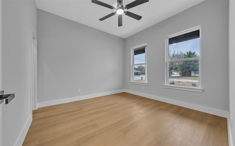 302 W west coral Way, Grand Prairie, TX 75051, 4 Habitaciones Habitaciones , ,3 BañosBaños,Residential,En Venta,302 W west coral Way,0,21127811