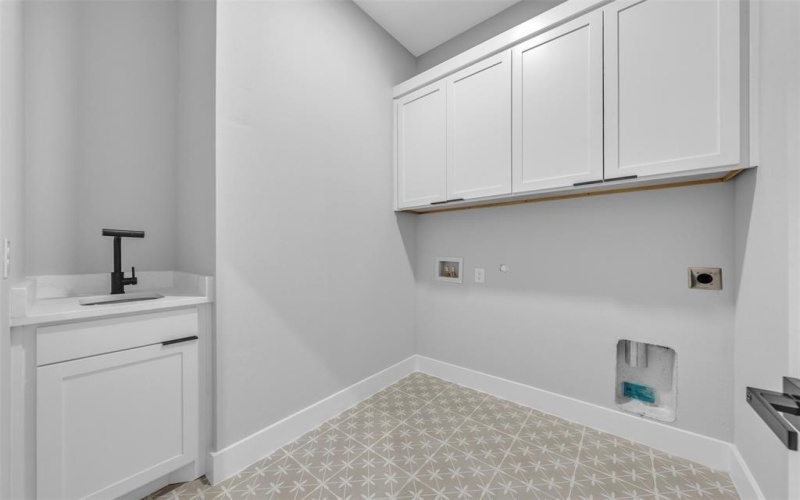 302 W west coral Way, Grand Prairie, TX 75051, 4 Habitaciones Habitaciones , ,3 BañosBaños,Residential,En Venta,302 W west coral Way,0,21127811