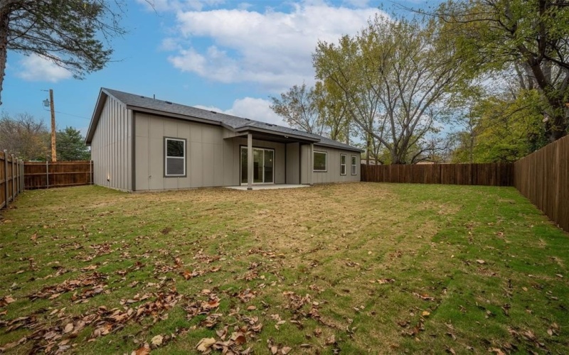 302 W west coral Way, Grand Prairie, TX 75051, 4 Habitaciones Habitaciones , ,3 BañosBaños,Residential,En Venta,302 W west coral Way,0,21127811