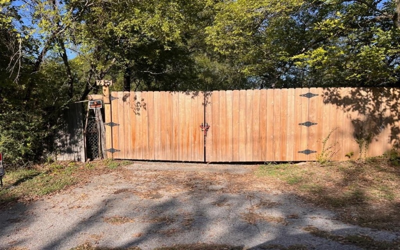 215 N Houston School Road, Lancaster, TX 75146, ,Tierra,En Venta,215 N Houston School Road,0,21128439