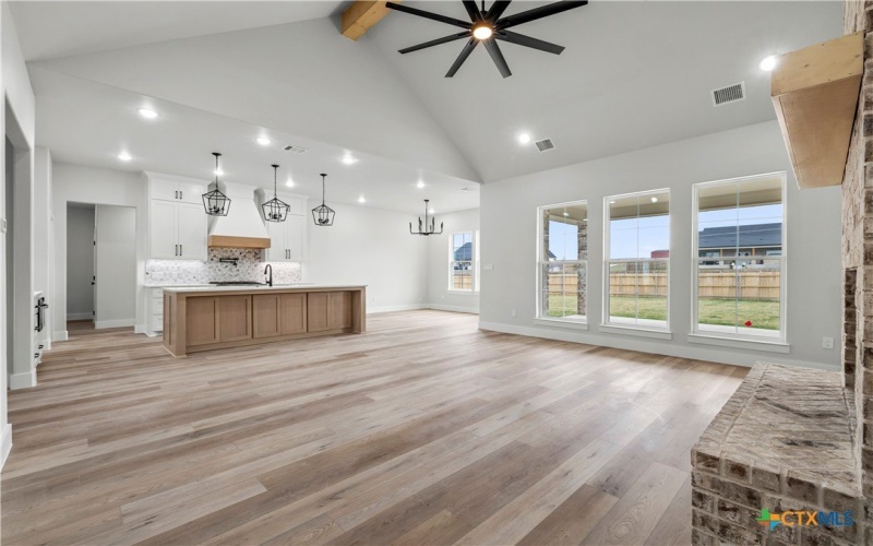 7921 Rock Crest Drive, Moody, TX 76557, 4 Bedrooms Bedrooms, ,3 BathroomsBathrooms,Residential,For Sale,7921 Rock Crest Drive,0,599527