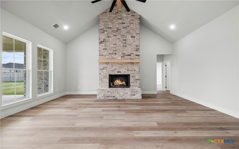 7921 Rock Crest Drive, Moody, TX 76557, 4 Bedrooms Bedrooms, ,3 BathroomsBathrooms,Residential,For Sale,7921 Rock Crest Drive,0,599527