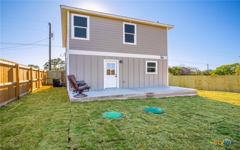 303 Cedarhill Drive, Marble Falls, TX 78654, 3 Bedrooms Bedrooms, ,2 BathroomsBathrooms,Residential,For Sale,303 Cedarhill Drive,0,599570