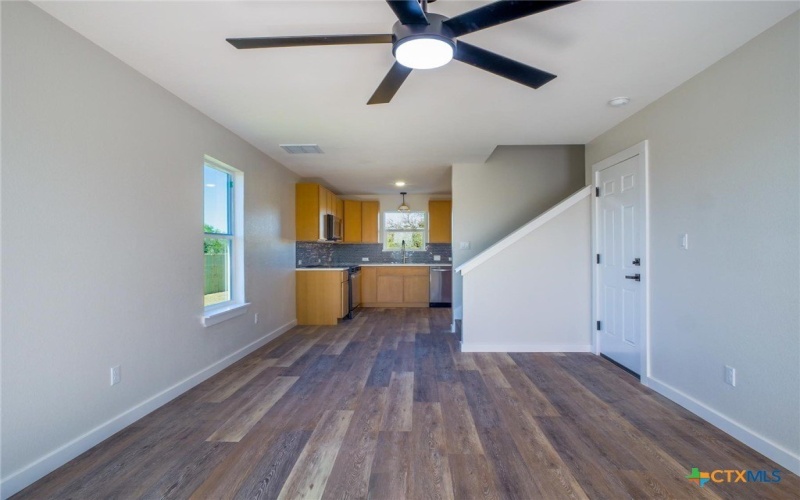 303 Cedarhill Drive, Marble Falls, TX 78654, 3 Bedrooms Bedrooms, ,2 BathroomsBathrooms,Residential,For Sale,303 Cedarhill Drive,0,599570