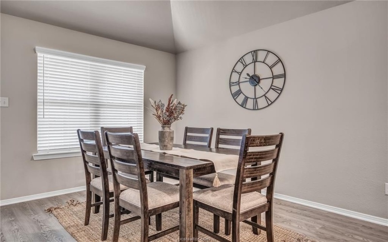 1220 High Street, Navasota, TX 77868, 3 Habitaciones Habitaciones , ,2 BañosBaños,Residential,En Venta,1220 High Street,0,25012433