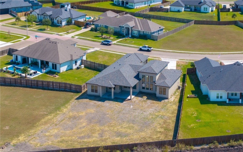 758 Buffalo Creek Drive, Corpus Christi, TX 78415, 5 Habitaciones Habitaciones , ,3 BañosBaños,Residential,En Venta,758 Buffalo Creek Drive,0,468687