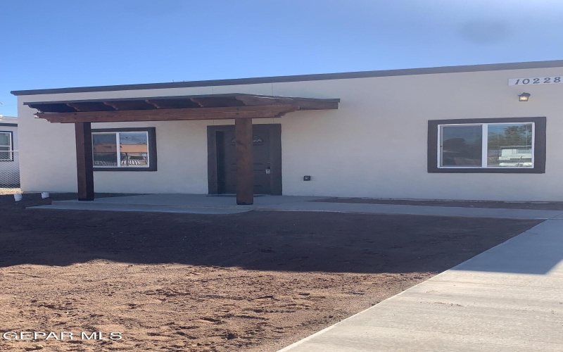 10228 Hatchet Road, Socorro, TX 79927, 3 Bedrooms Bedrooms, ,2 BathroomsBathrooms,Residential,For Sale,10228 Hatchet Road,0,934802